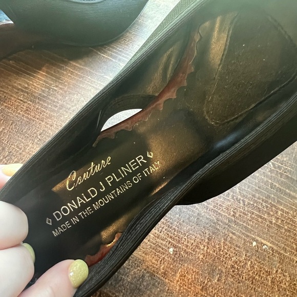 Donald J. Pliner Couture Peep Toe Slingback Tortoise Shell Acrylic Wedges - Picture 7 of 10